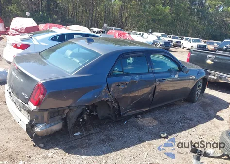 2018 Chrysler 300 300S z USA, uszkodzony, nr VIN 2C3CCABG3JH326042